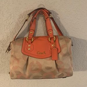 😊Coach Ashley Dotted OP satchel